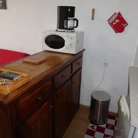 Au Centre De Sauze Avec Balcon - Fr-1-804-44 Appartement Le Sauze