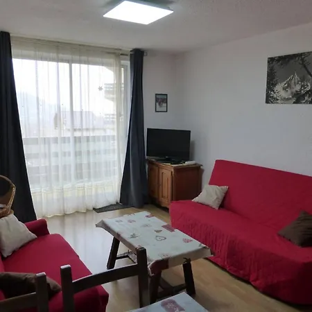 Apartment Au Centre De Sauze Avec Balcon - Fr-1-804-44 *